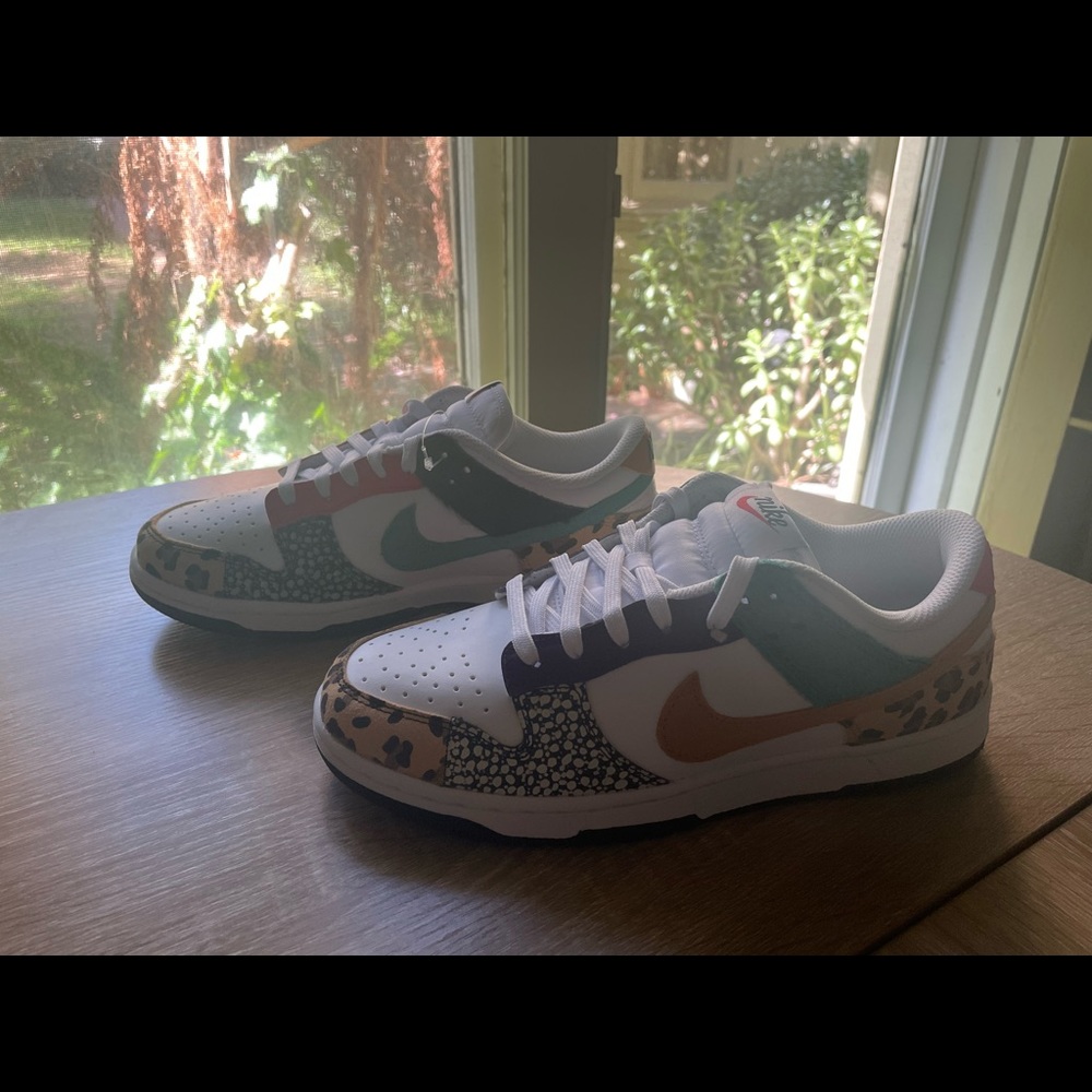 Just dropped!! New in box - Nike Dunk Low SE Safari Mix